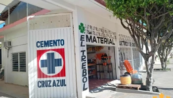 Material eléctrico y de construcción El Trebol - Entre Calle Jardines Y Costera