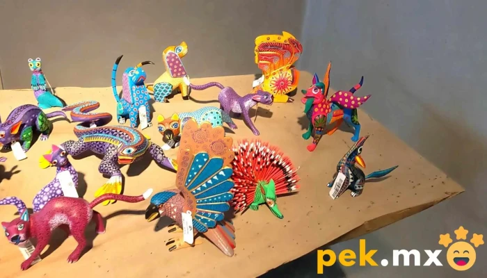 Alebrijes Casa Cruz -  Videos - San Martín Tilcajete