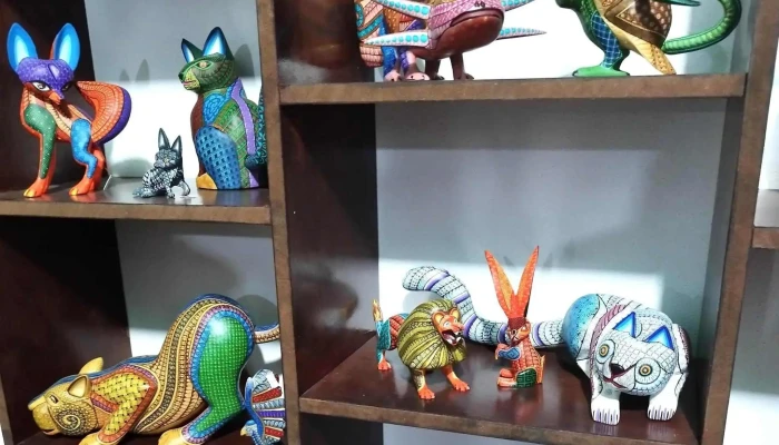 Alebrijes Oaxaca Magico Catalogo - San Martín Tilcajete