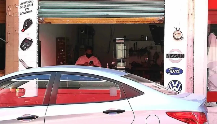 Automotriz Cerrajeria Comalcalco -  Zona - Comalcalco