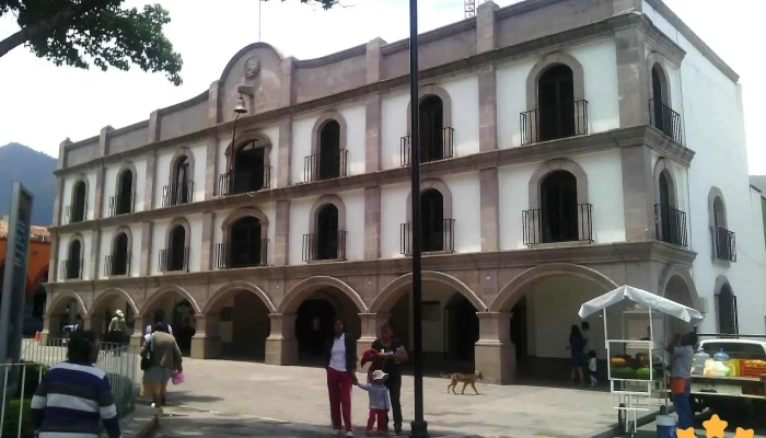 Ayuntamiento De Temascalcingo -  Edificio - Temascalcingo de José María Velasco