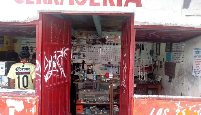 Cerrajeria Yael Exterior - El Pueblito