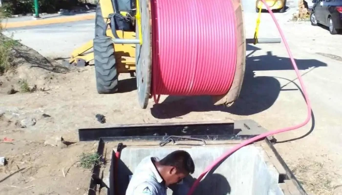 Electrica Industrial Neutron Del Propietario - Acayucan