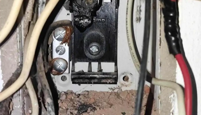Electrica Tarimbaro Del Propietario - Fraccionamiento Hacienda del Sol