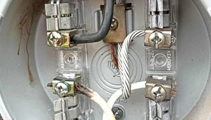 Electricidad Y Plomeria Metelec Mas Recientes - México