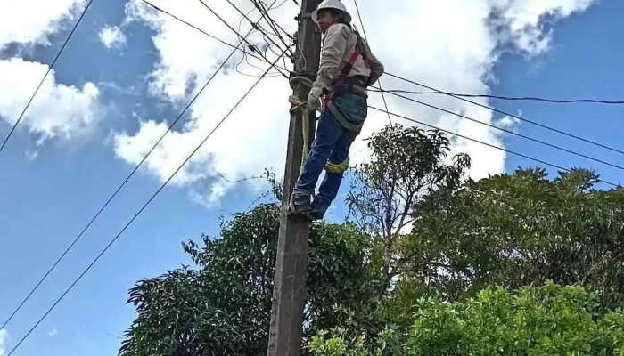 Instalaciones Y Soluciones Electricas -  Principal - Loma Bonita