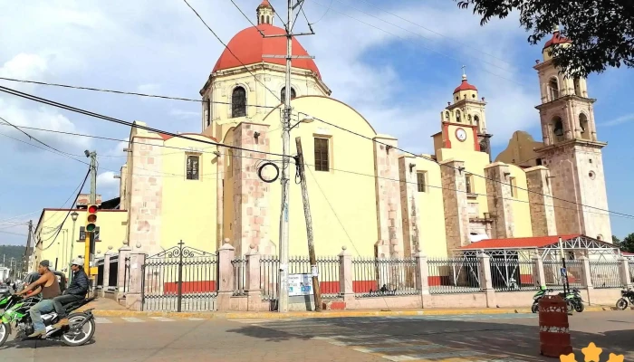 Palacio Municipal De Coatepec Harinas -  Ubicacion - Coatepec Harinas