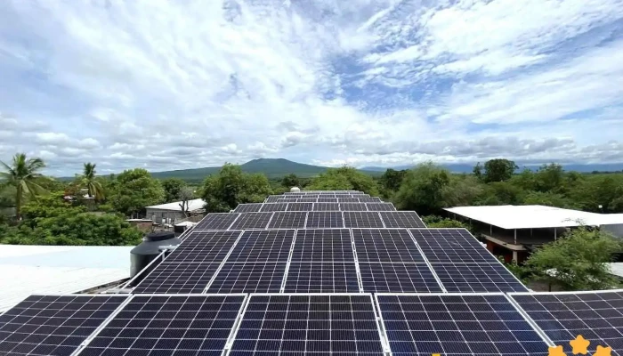 Paneles Solares (is-ra Servicios de Ingeniería Electrica) - Uruapan
