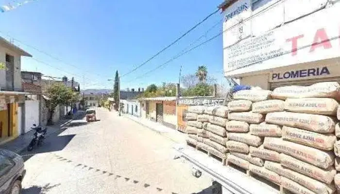 Plomeria Electricidad Herramientas -  Cerca De Mideg - San Antonio de la Cal