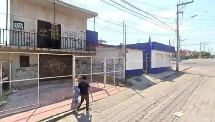 Plomeros Y Electricistas En Queretaro -  Direccion - Santiago de Querétaro