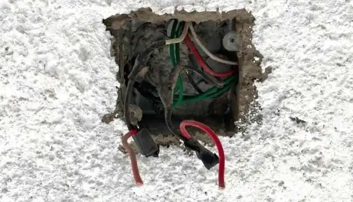 Servicio eléctrico e Iluminación Zamora - Cdad. López Mateos