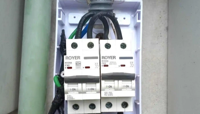 Servicios De Electricista Y Plomeria Playa Del Carmen 24 Horas - Ejidal