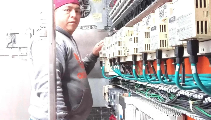 Servicios De Mantenimiento Electrico Industrial Aleo Comentarios - San Miguel Almoloyán