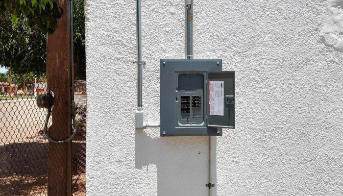 Soluciones Integrales En Refrigeracion Aire Acondicionado Y Electricidad Telefono - Leopoldo Sánchez Celis