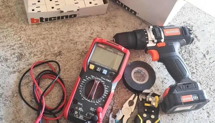 Yaluk Electrónica Inventiva - López Mateos